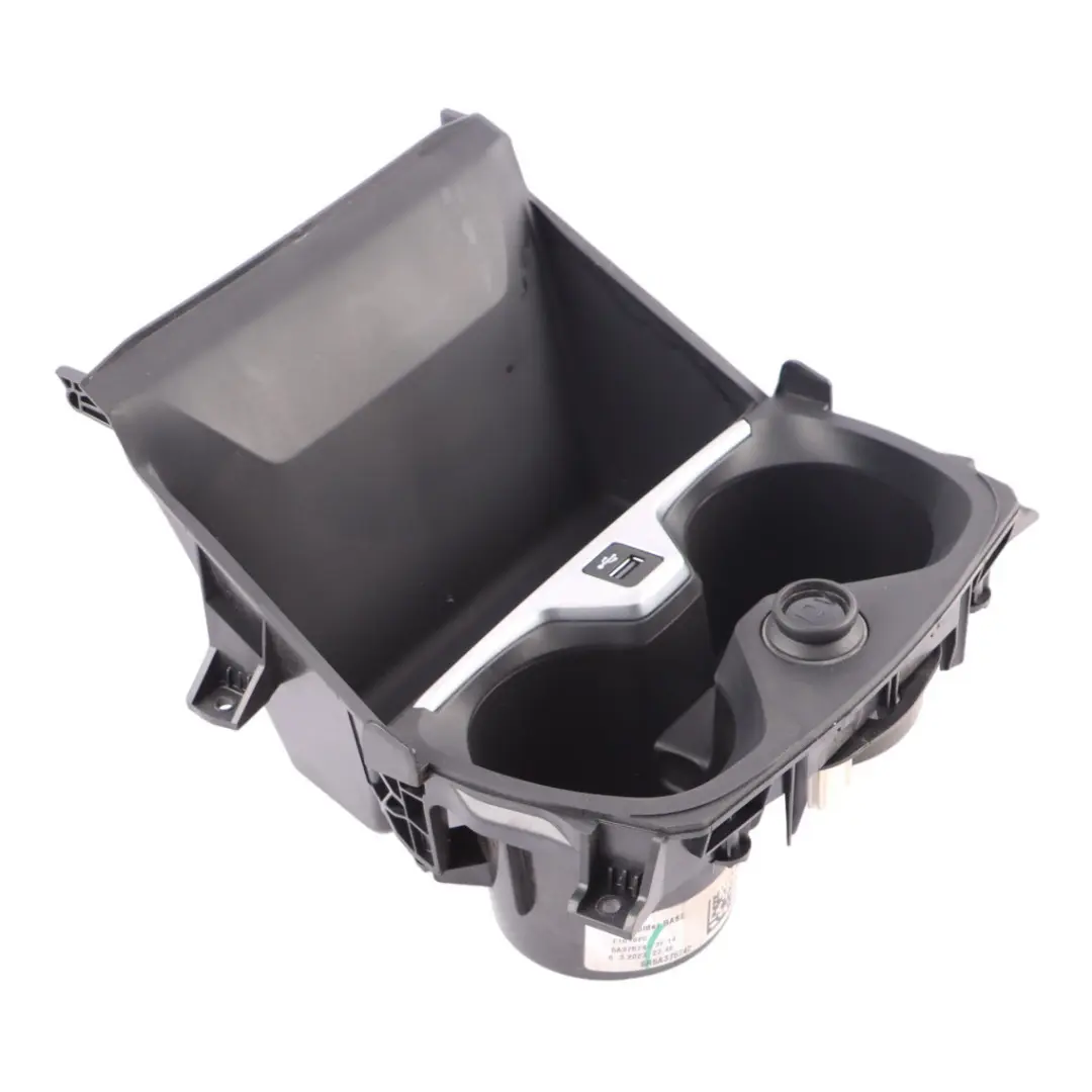 Consola Central Portavasos Cubierta Moldura para BMW F40 F44 con número de pieza 7951772 BMW F40 F44 Consola Central Portavasos Cubierta Moldura - SKU 7951772 - Número de pieza 7951772