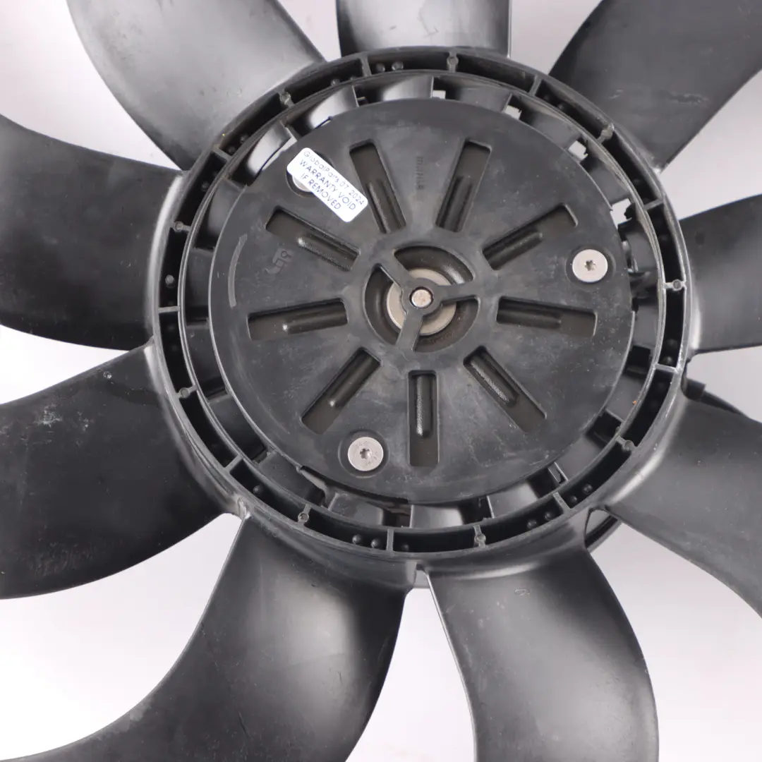 Radiator Cooling Fan Motor to BMW G30 with Part number 7953399 BMW G30 Radiator Cooling Fan Motor - SKU 7953399-2 - Part number 7953399