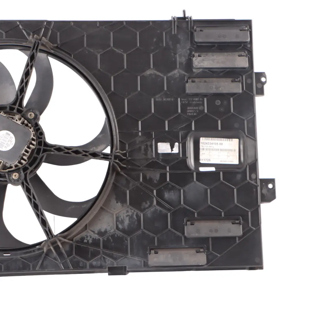 VW Transporter T5 2.0 Tdi CAAA Engine Cooling Radiator Fan Shroud T5 - SKU 7E0121207B - Part number 7E0121207B