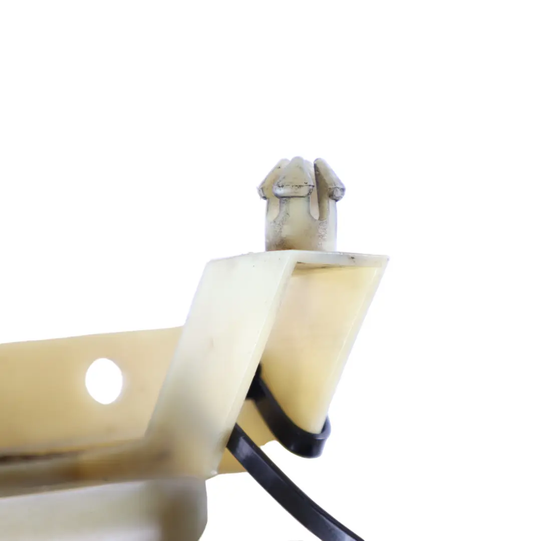 Réservoir Huile Direction Assistée pour Volkswagen Transporter T5 à propos du numéro de pièce 7E0422371G Volkswagen Transporter T5 Réservoir Huile Direction Assistée - SKU 7E0422371G - Numéro de pièce 7E0422371G