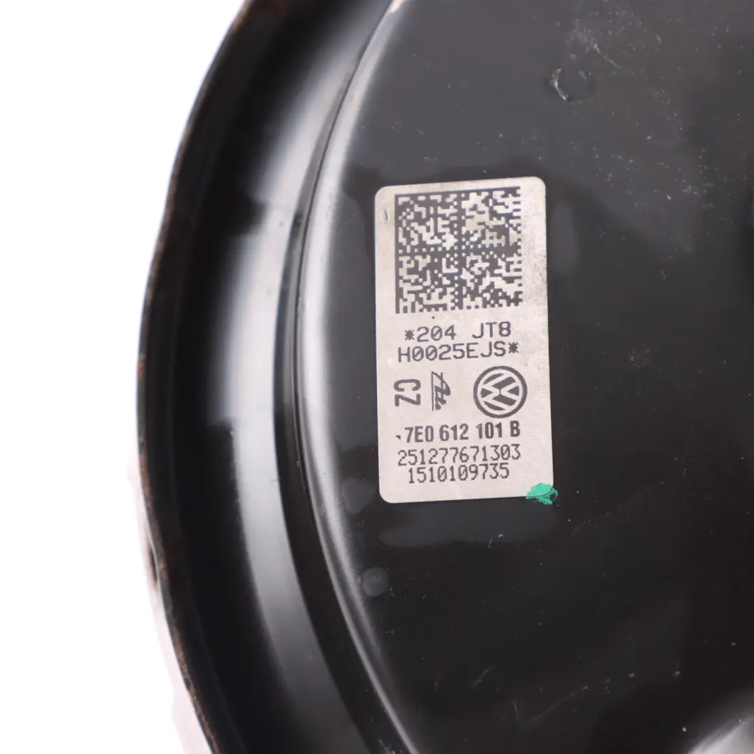 Brake Booster Servo Master Cylinder Fluid Reservoir to VW Transporter T5 with Part number 7E0612105A VW Transporter T5 Brake Booster Servo Master Cylinder Fluid Reservoir - SKU 7E0612105A - Part number 7E0612105A