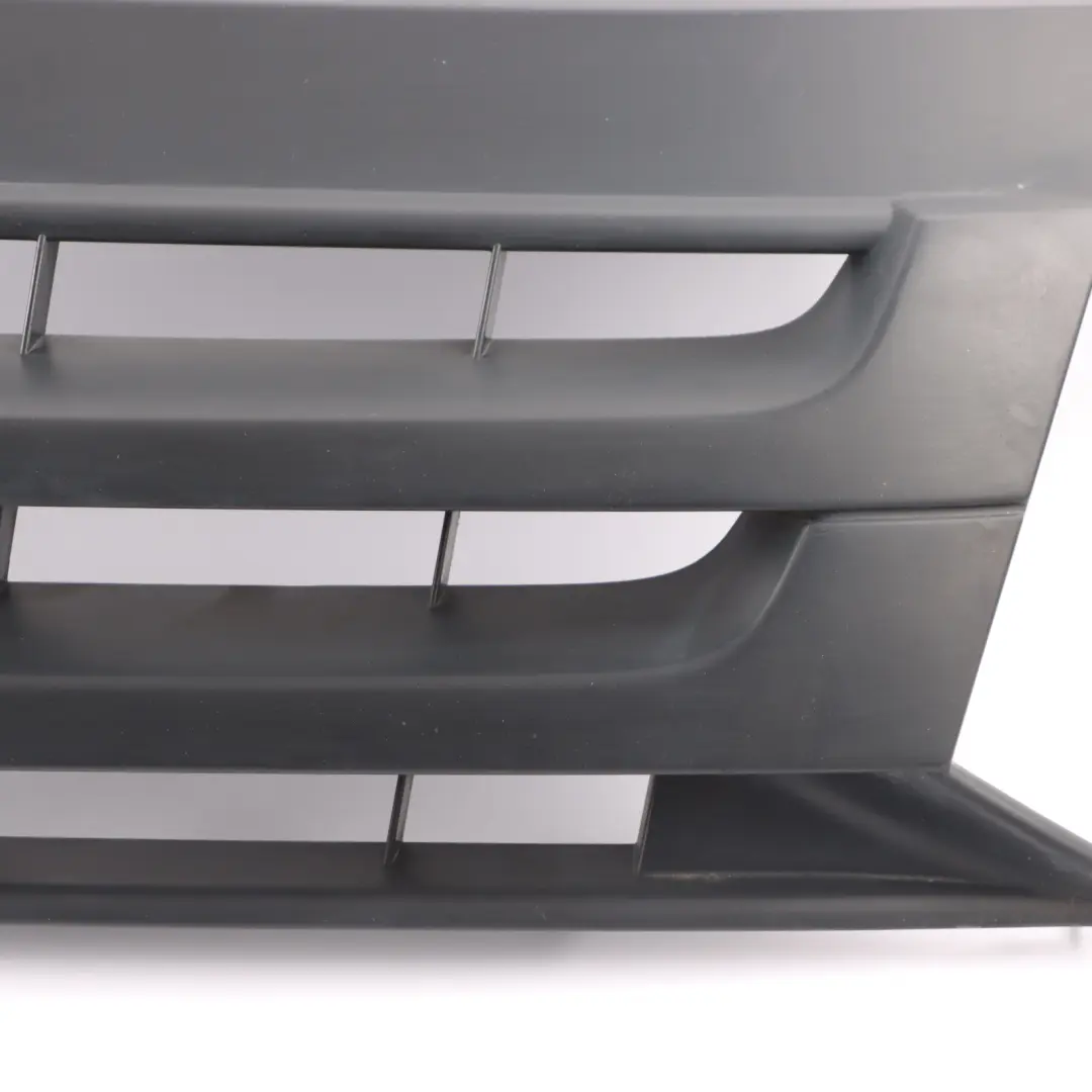 Grille Volkswagen Transporter T5 2.0 Tdi Radiator Cover Front Grille to with Part number 7E0853653 Grille Volkswagen Transporter T5 2.0 Tdi Radiator Cover Front Grille - SKU 7E0853653 - Part number 7E0853653