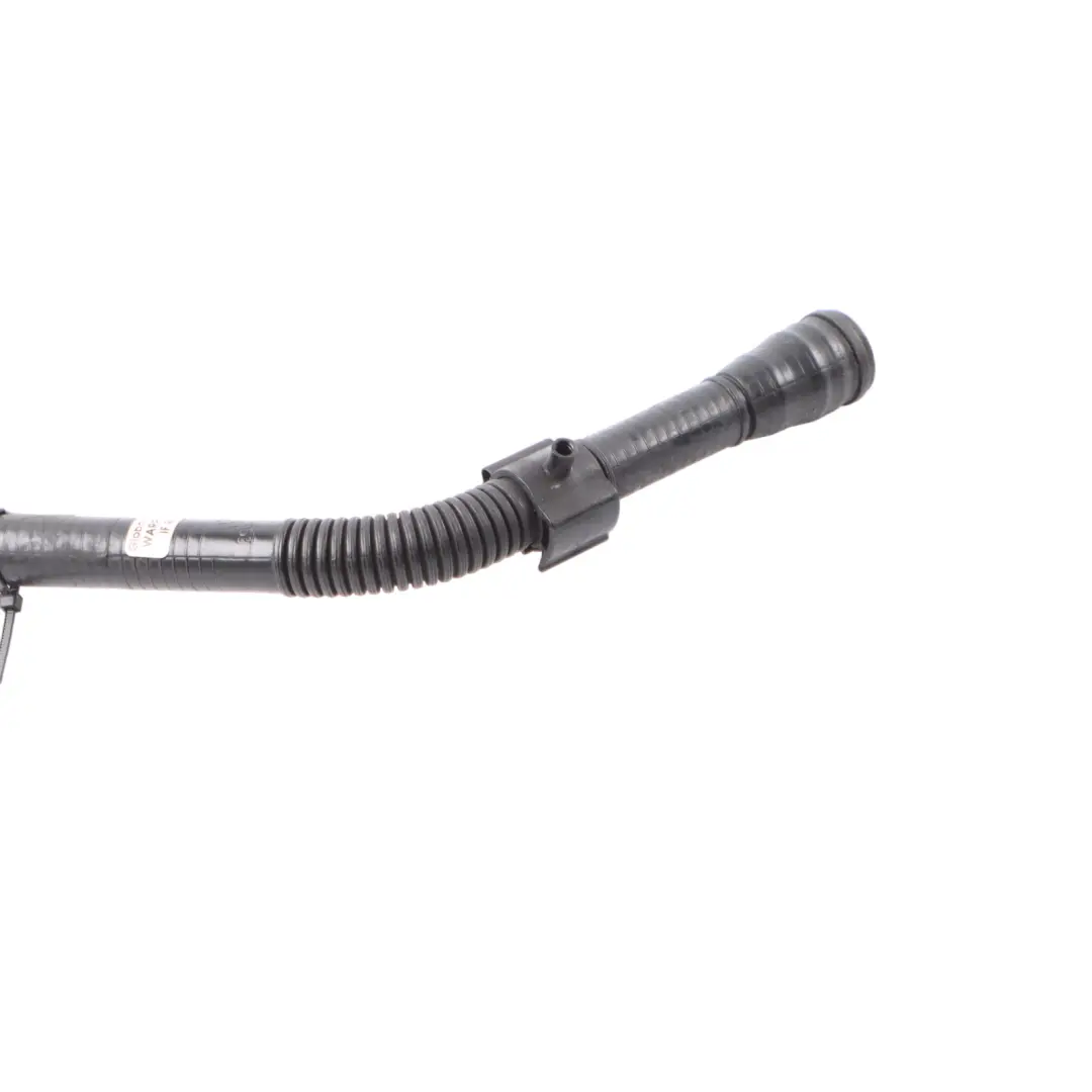 Ablaufschlauch Luftfilterkasten für Volkswagen Transporter T5 2.0 TDI mit Teilenummer 7H0129653 Volkswagen Transporter T5 2.0 TDI Ablaufschlauch Luftfilterkasten - SKU 7H0129653 - Teilenummer 7H0129653