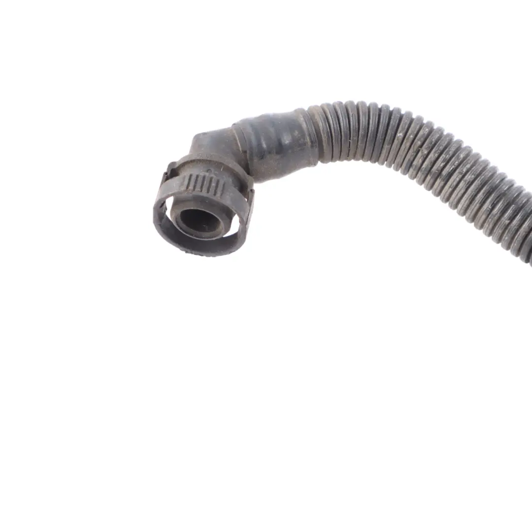 Ablaufschlauch Luftfilterkasten für Volkswagen Transporter T5 2.0 TDI mit Teilenummer 7H0129653 Volkswagen Transporter T5 2.0 TDI Ablaufschlauch Luftfilterkasten - SKU 7H0129653 - Teilenummer 7H0129653