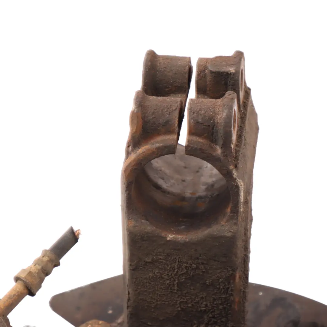 Carrier Front Right O/S Axle Hub to Volkswagen Transporter T5 Wheel with Part number 7H0407258G Volkswagen Transporter T5 Wheel Carrier Front Right O/S Axle Hub - SKU 7H0407258G - Part number 7H0407258G