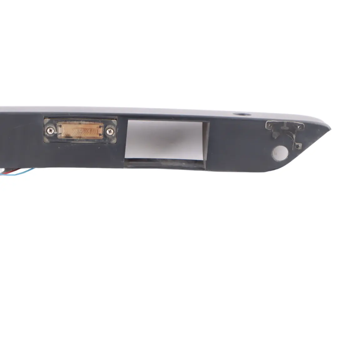 Licence Plate Light Lamp to Volkswagen Transporter T5 with Part number 7H0827574G Volkswagen Transporter T5 Licence Plate Light Lamp - SKU 7H0827574G - Part number 7H0827574G