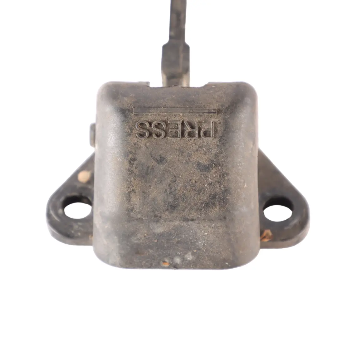 Door Brake Stopper Check Strap Wing Rear Right O/S to Volkswagen T5 with Part number 7H0827794G Volkswagen T5 Door Brake Stopper Check Strap Wing Rear Right O/S - SKU 7H0827794G - Part number 7H0827794G