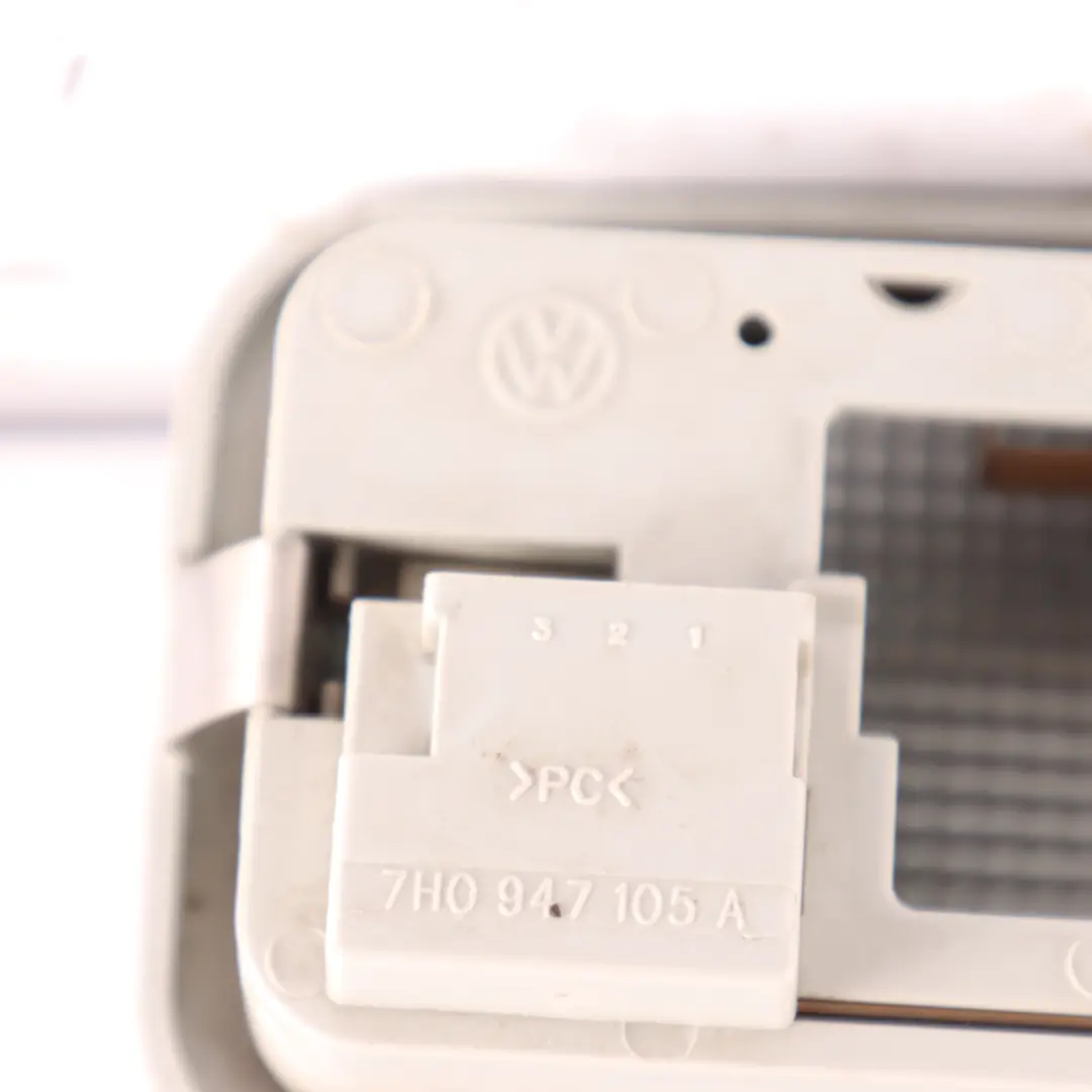  Innenleuchte VW Volkswagen Transporter T5 Dachhimmel-Heckleuchte - SKU 7H0947105A - Teilenummer 7H0947105A