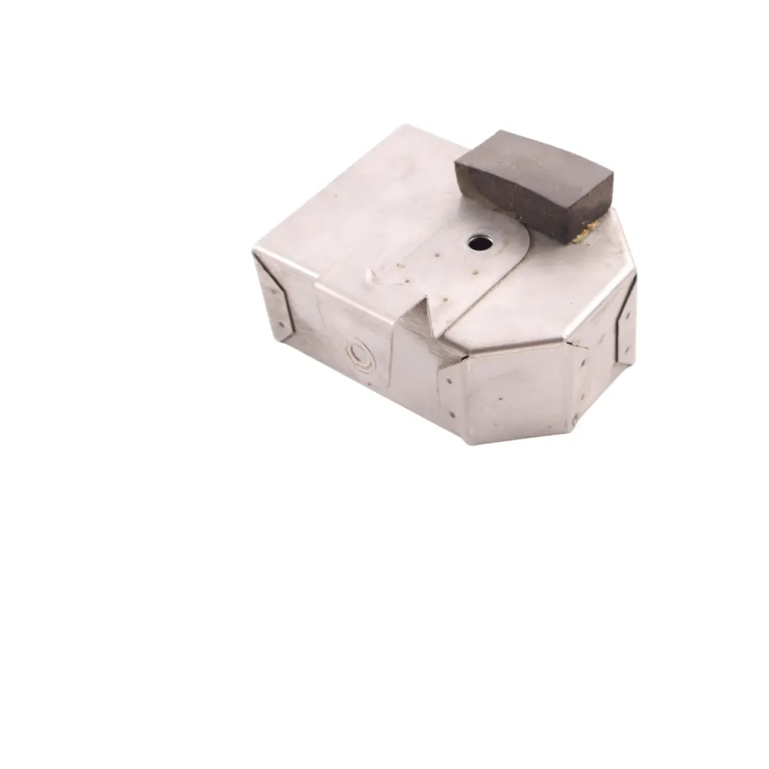 Siren Alarm Horn Signal Bracket Holder to Volkswagen Transporter T5 with Part number 7H0951285C Volkswagen Transporter T5 Siren Alarm Horn Signal Bracket Holder - SKU 7H0951285C - Part number 7H0951285C