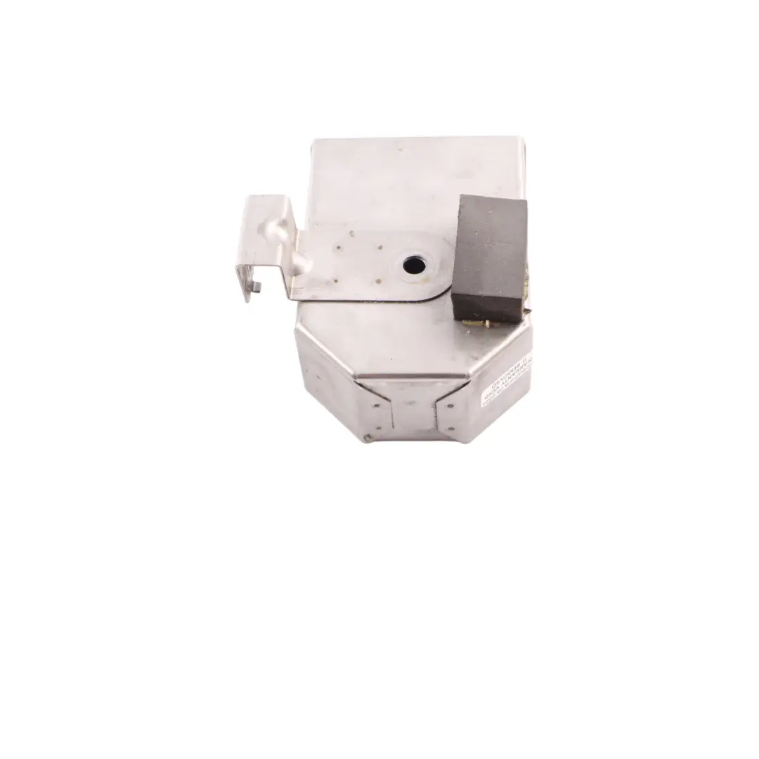 Siren Alarm Horn Signal Bracket Holder to Volkswagen Transporter T5 with Part number 7H0951285C Volkswagen Transporter T5 Siren Alarm Horn Signal Bracket Holder - SKU 7H0951285C - Part number 7H0951285C