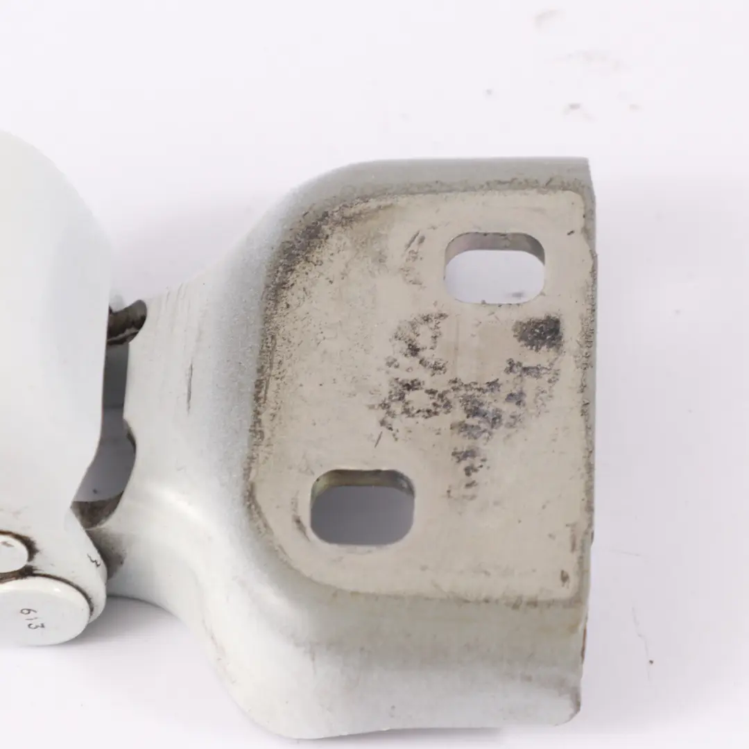 Bisagra Delantera Izquierda Derecha Blanco hielo 389 para Renault Trafic 3 Vivaro B con número de pieza 804005400R-ICW Renault Trafic 3 Vivaro B Bisagra Delantera Izquierda Derecha Blanco hielo 389 - SKU 804005400R-ICW - Número de pieza 804005400R-ICW