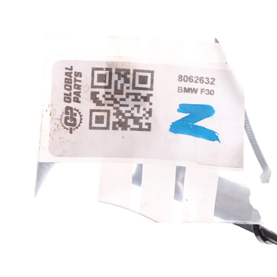 Kratka Osłona Atrapa Zderzaka Prawy Przód do BMW F30 F31 LCI M Sport o numerze 8062632 BMW F30 F31 LCI M Sport Kratka Osłona Atrapa Zderzaka Prawy Przód - SKU 8062632 - Numer Części 8062632