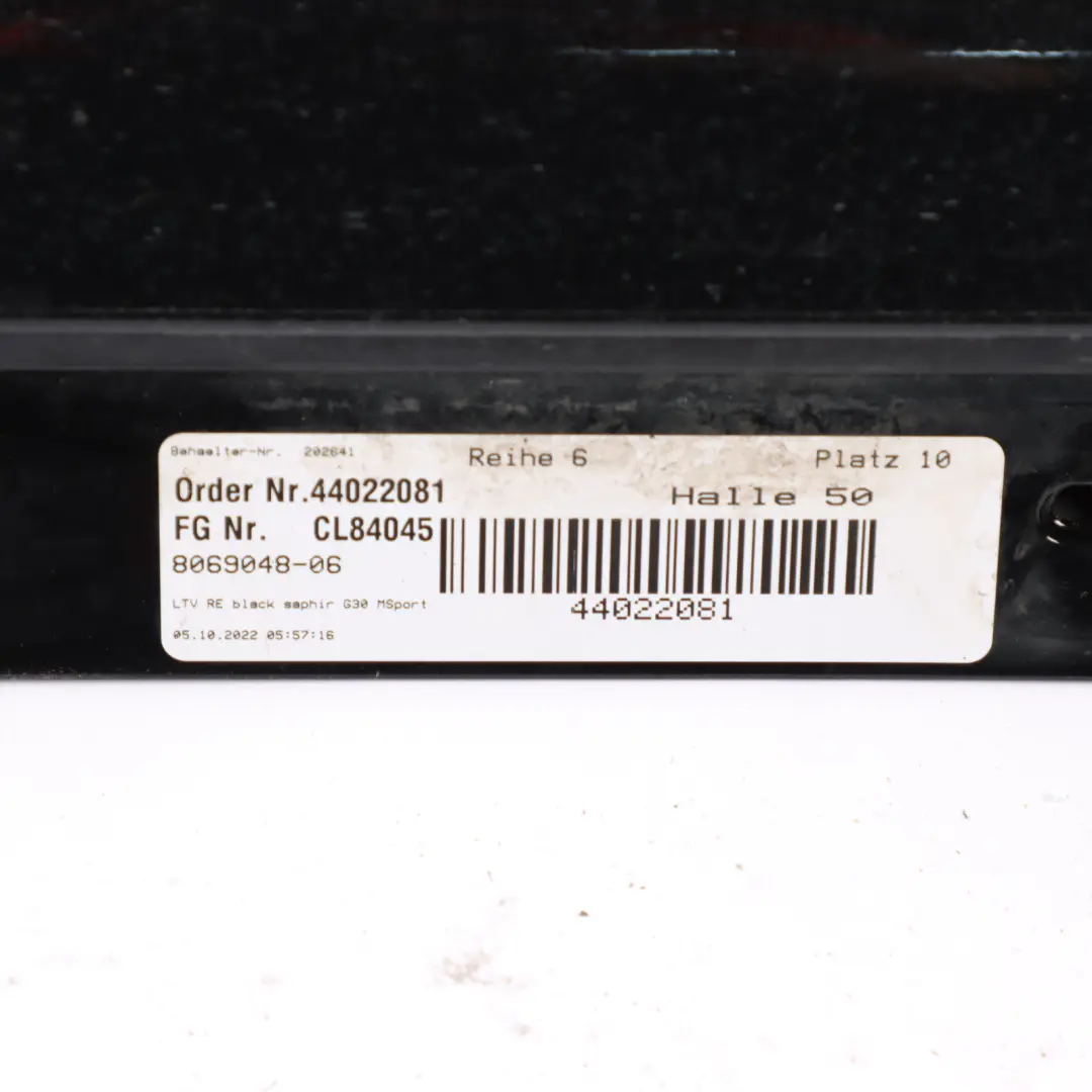 BMW G30 F90 M5 Side Skirt Sill Strip Right O/S Black Sapphire Metallic - 475 - SKU 8073134-BS1 - Part number 8073134