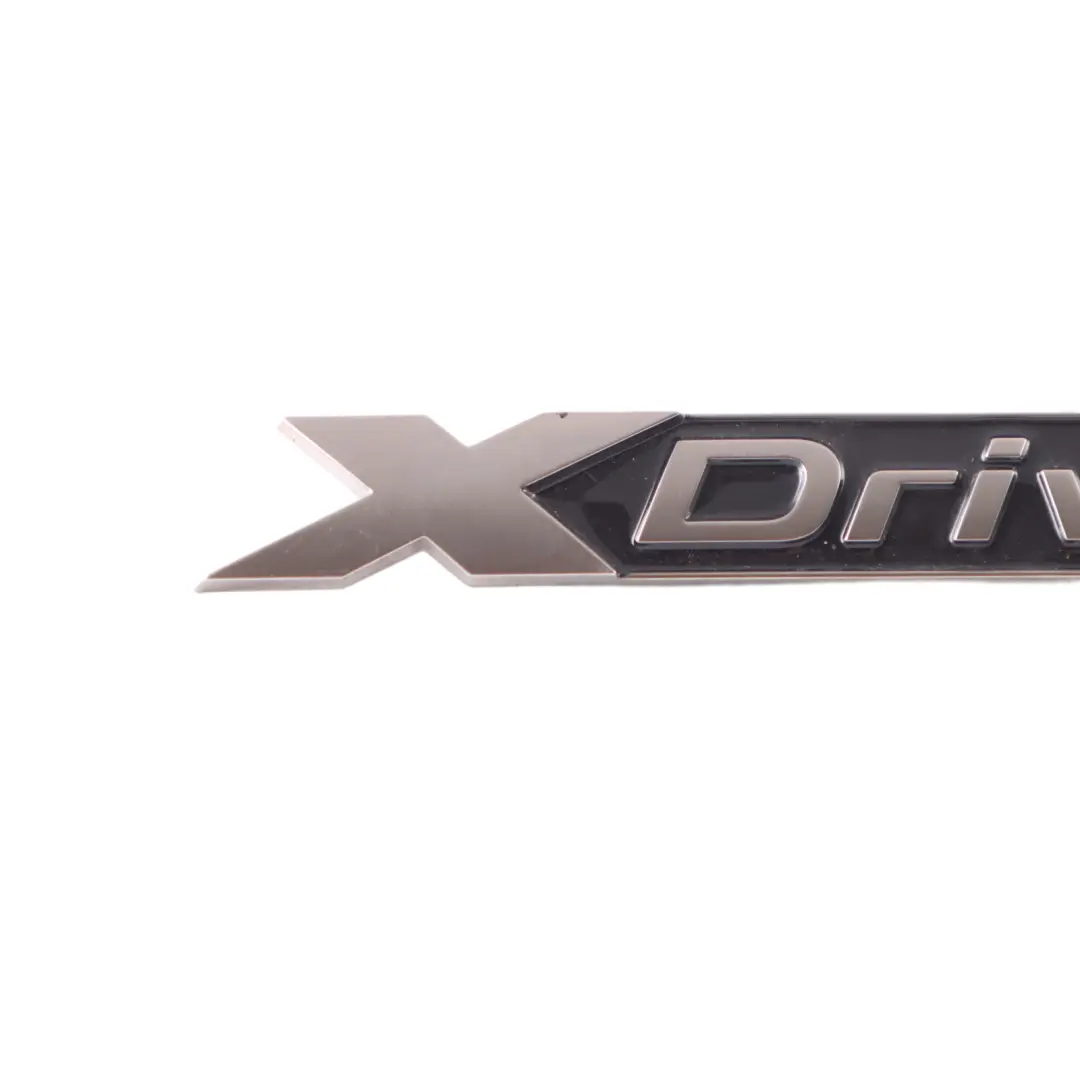 BMW F40 xDrive Emblemat Napis Na Bagażnik - SKU 8077409 - Numer Części 8077409