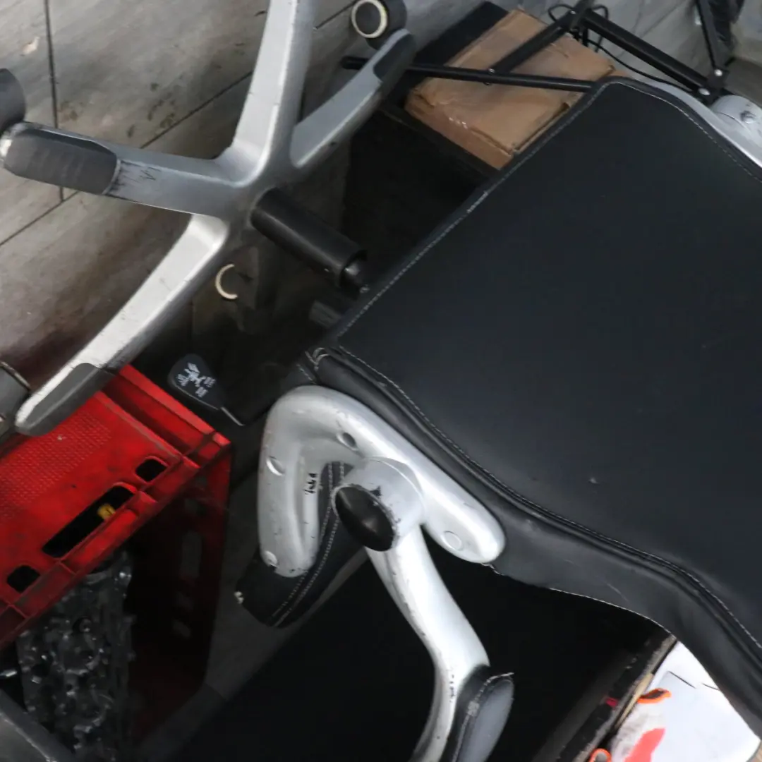 PDC Black Sapphire Czarny Metalik - 475 do BMW X4 F98 M Competition o numerze 8078839 BMW X4 F98 M Competition PDC Black Sapphire Czarny Metalik - 475 - SKU 8078839-BS - Numer Części 8078839