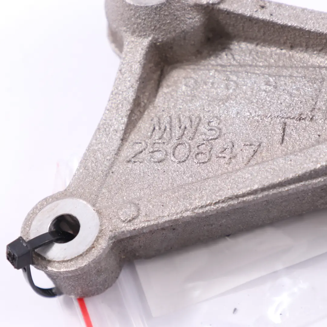 X3M F97 X4M F98 Benzyna S58 Mocowanie Rolki Paska Klinowego do BMW o numerze 8091448 BMW X3M F97 X4M F98 Benzyna S58 Mocowanie Rolki Paska Klinowego - SKU 8091448 - Numer Części 8091448