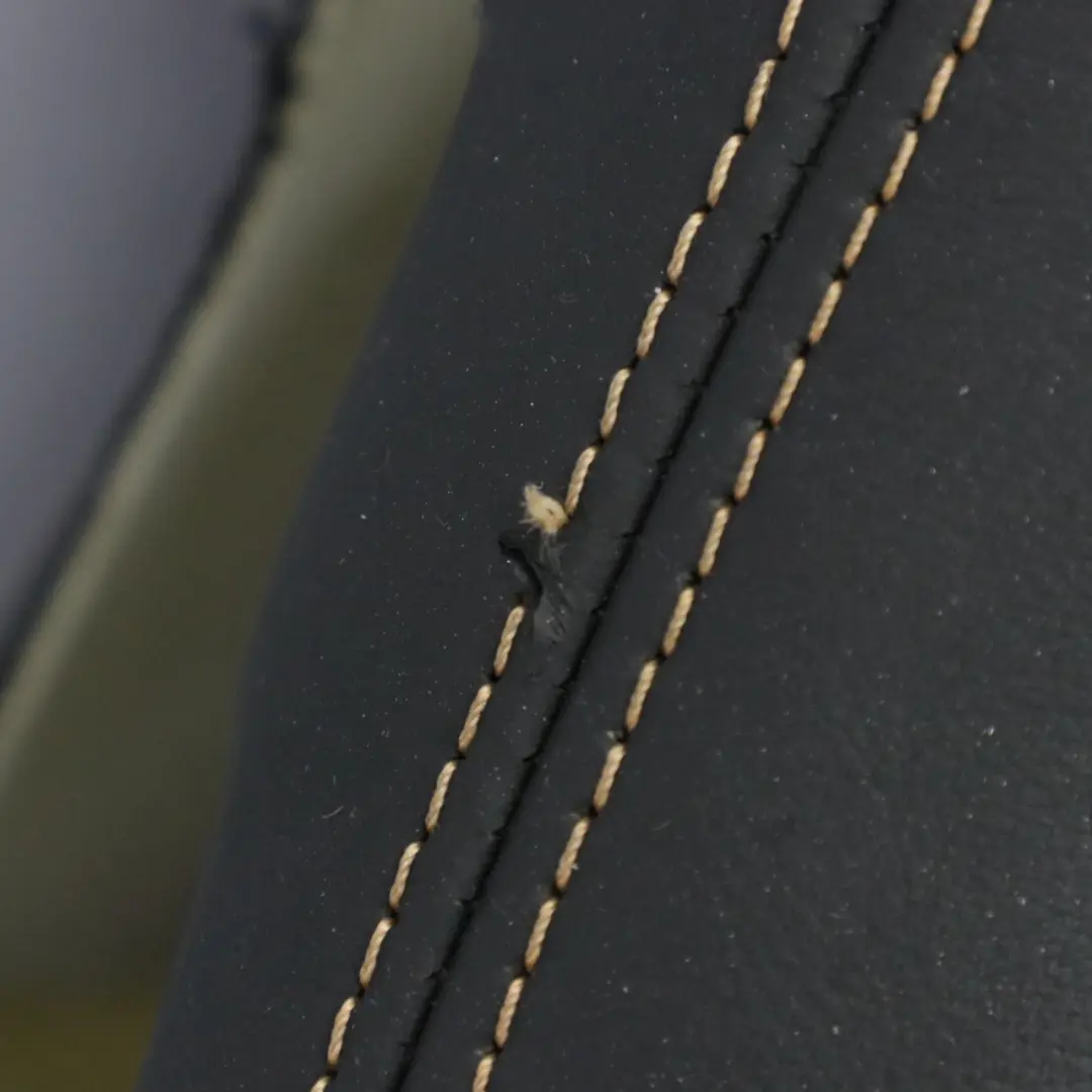 Rivestimento schienale anteriore sinistro pelle per BMW F98 M Sport con numero di parte 8096083 BMW F98 M Sport Rivestimento schienale anteriore sinistro pelle - SKU 8096083 - Numero di parte 8096083