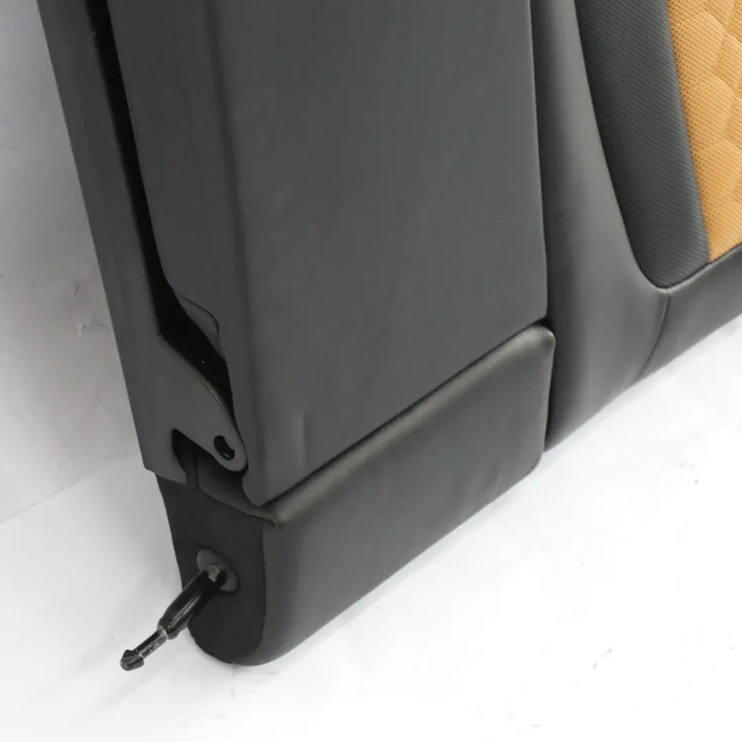 X3M F97 X4M F98 Rücksitzlehnenbezug Leder Hinten Links Schwarz Beige für BMW mit Teilenummer 8096087 BMW X3M F97 X4M F98 Rücksitzlehnenbezug Leder Hinten Links Schwarz Beige - SKU 8096087 - Teilenummer 8096087