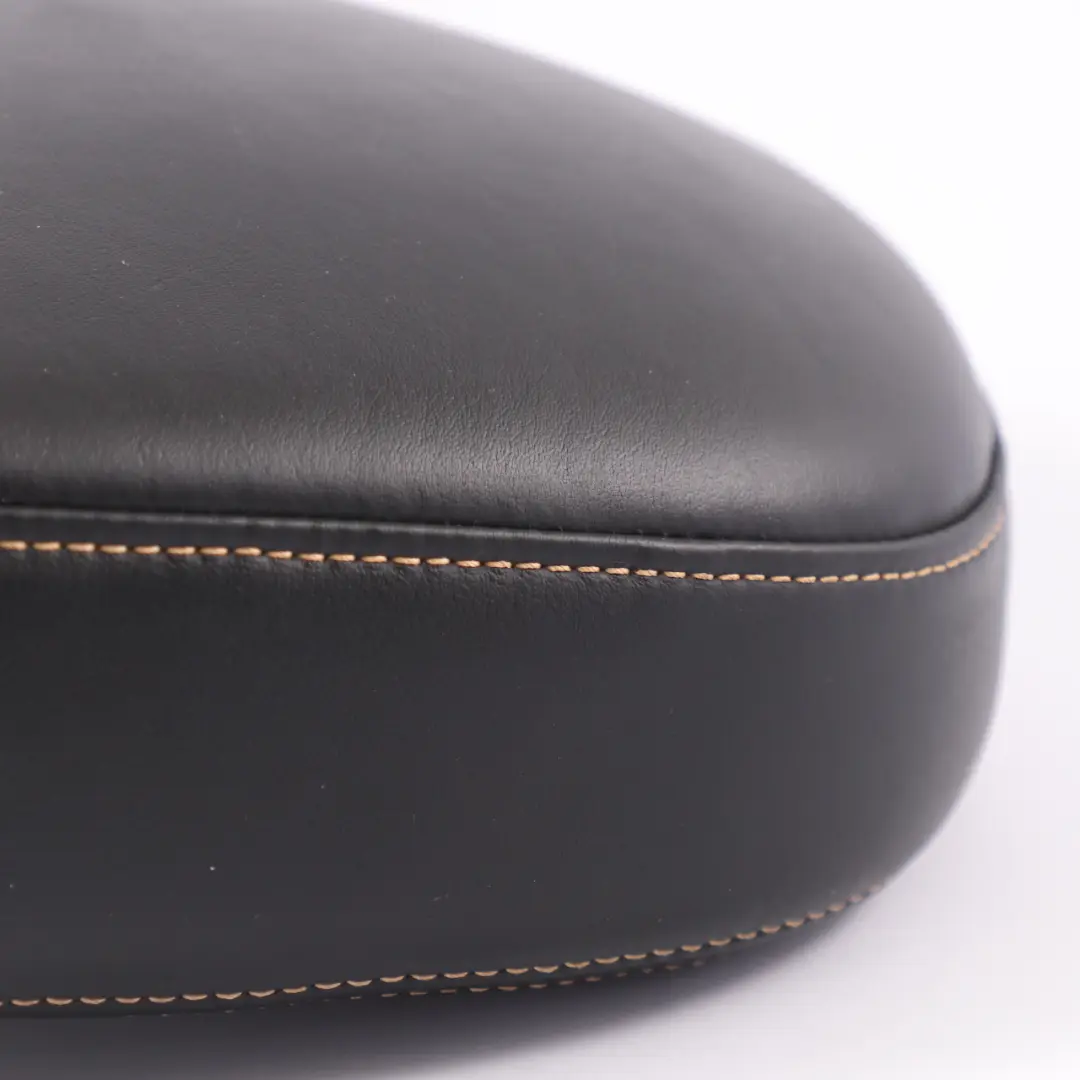 S58 Reposacabezas del asiento delantero de cuero Alcantara Negro para BMW F98 con número de pieza 8096089 BMW F98 S58 Reposacabezas del asiento delantero de cuero Alcantara Negro - SKU 8096089 - Número de pieza 8096089