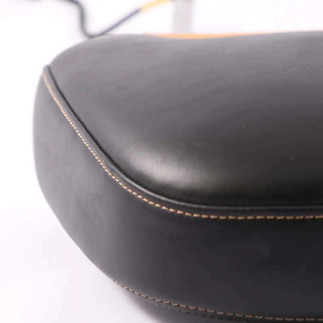 S58 Siège Avant Appui-tête Alcantara Cuir Noir pour BMW F98 à propos du numéro de pièce 8096089 BMW F98 S58 Siège Avant Appui-tête Alcantara Cuir Noir - SKU 8096089 - Numéro de pièce 8096089