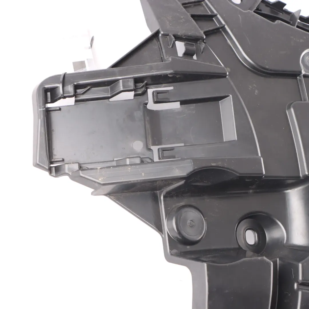 Bumper Guide BMW G30 LCI F90 M5 LCI MSport Rear Bumper Right O/S Bracket to with Part number 8098690 Bumper Guide BMW G30 LCI F90 M5 LCI MSport Rear Bumper Right O/S Bracket - SKU 8098690 - Part number 8098690