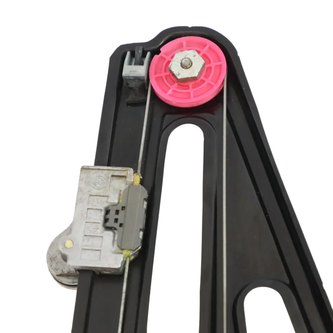 Ressort câble régulateur vitre portière arrière gauche pour Bmw E38 à propos du numéro de pièce 8125203 Bmw E38 Ressort câble régulateur vitre portière arrière gauche - SKU 8125203 - Numéro de pièce 8125203