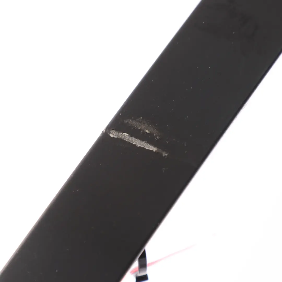 Door Window Trim Exterior Rear Left N/S Moulding to BMW E38 Sedan with Part number 8125375 BMW E38 Sedan Door Window Trim Exterior Rear Left N/S Moulding - SKU 8125375 - Part number 8125375