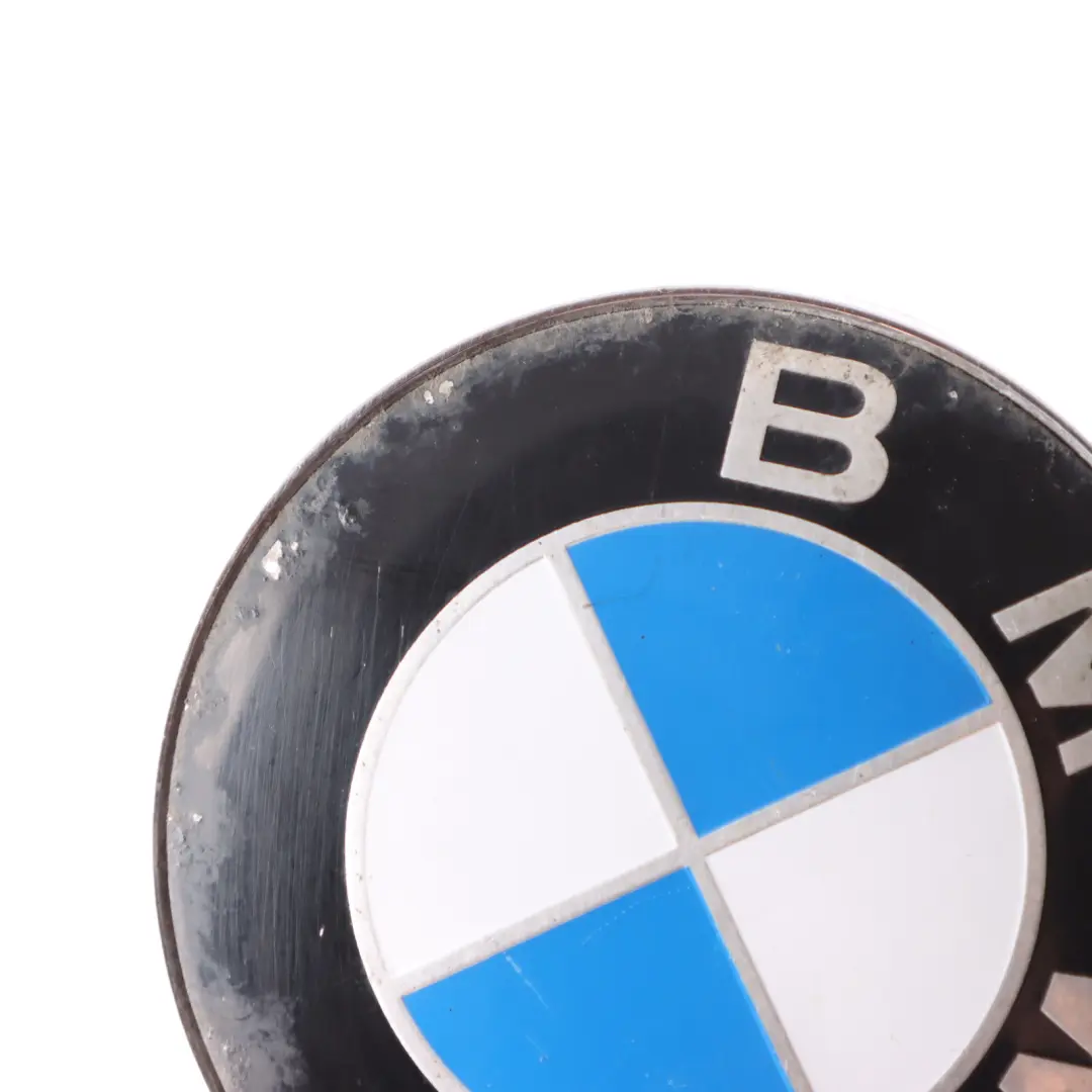 Placca di Cofano o di Tronco per BMW E60 E81 E87 E90 E91 X5 E53 E70 F10 F11 Logo con numero di parte 8132375 BMW E60 E81 E87 E90 E91 X5 E53 E70 F10 F11 Logo Placca di Cofano o di Tronco - SKU 8132375-1 - Numero di parte 8132375