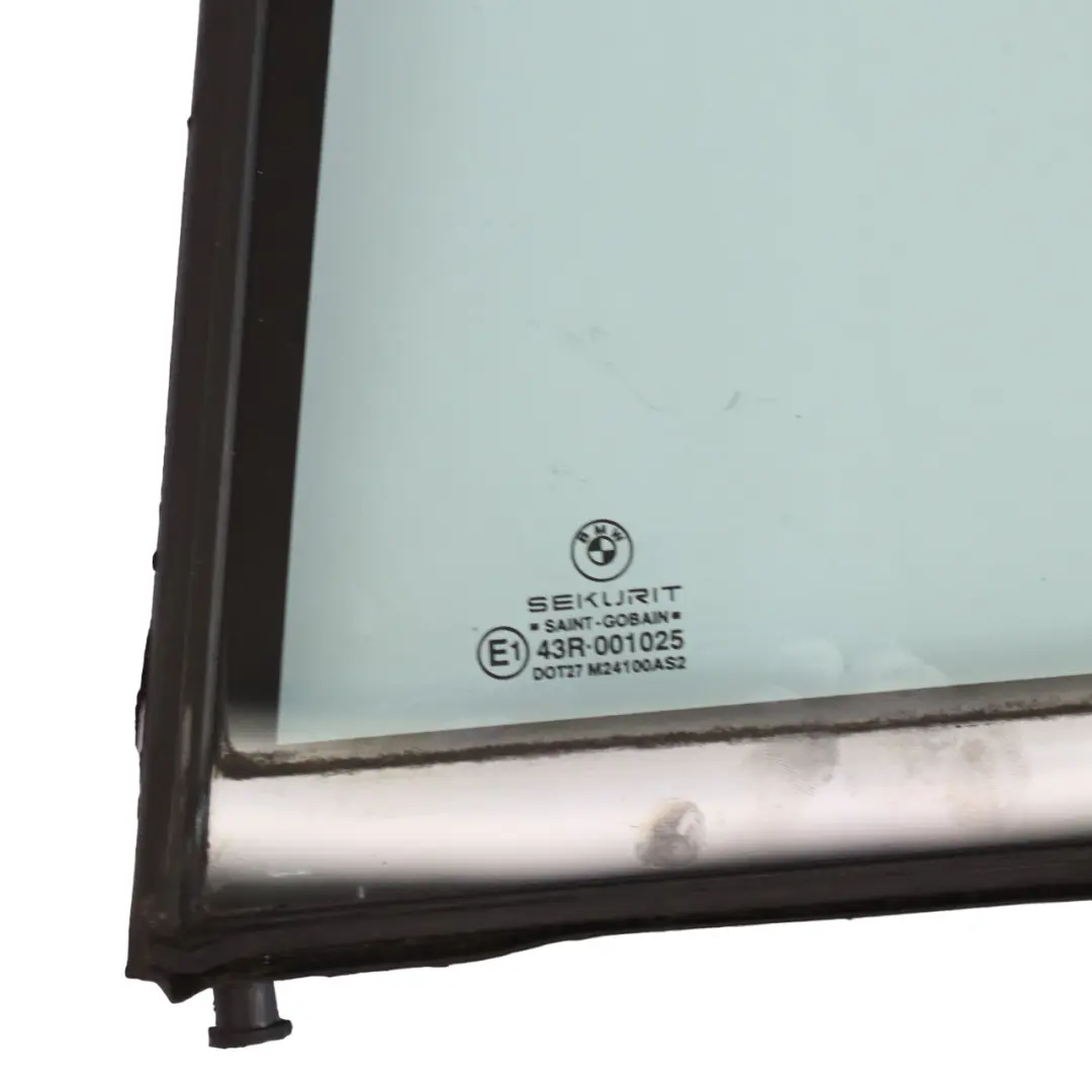 Cuarto Ventana Fija Vidrio Verde Trasero Izquierdo para BMW E38 con número de pieza 8168125 BMW E38 Cuarto Ventana Fija Vidrio Verde Trasero Izquierdo - SKU 8168125 - Número de pieza 8168125