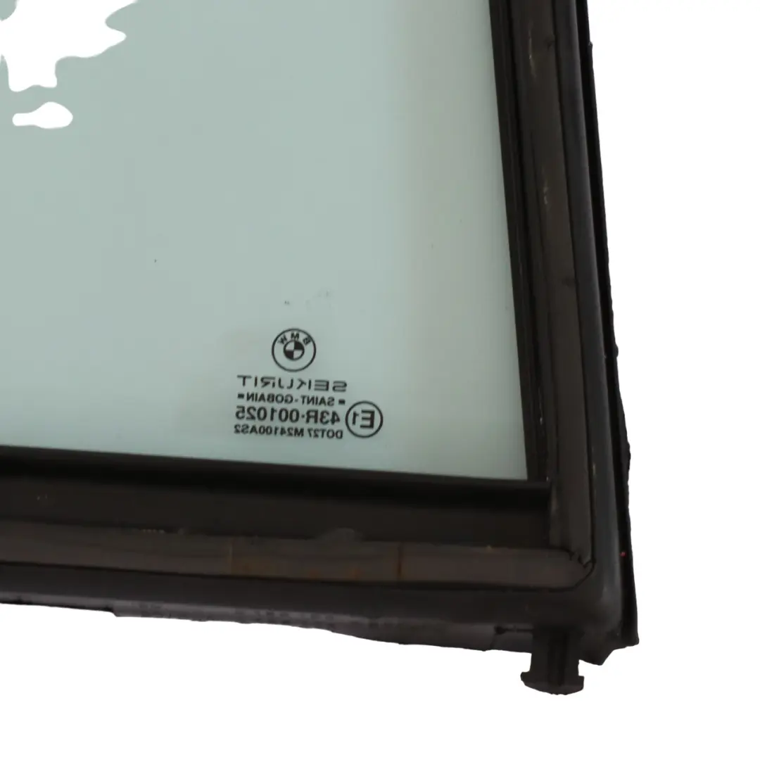 Cuarto Ventana Fija Vidrio Verde Trasero Izquierdo para BMW E38 con número de pieza 8168125 BMW E38 Cuarto Ventana Fija Vidrio Verde Trasero Izquierdo - SKU 8168125 - Número de pieza 8168125