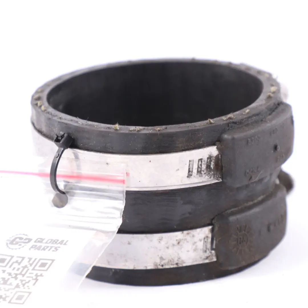 Conector de manguera aire del intercooler para Renault Master II 2.5 dCi con número de pieza 8200013368 Renault Master II 2.5 dCi Conector de manguera aire del intercooler - SKU 8200013368 - Número de pieza 8200013368