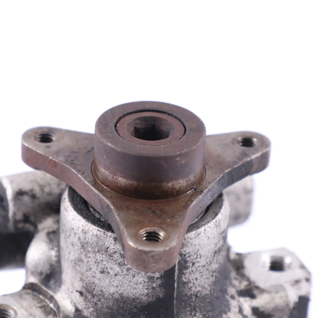 Pompa Wspomagania do Renault Trafic 2 Opel Vivaro A Diesel 2.0 dCi o numerze 8200024738 Renault Trafic 2 Opel Vivaro A Diesel 2.0 dCi Pompa Wspomagania - SKU 8200024738 - Numer Części 8200024738