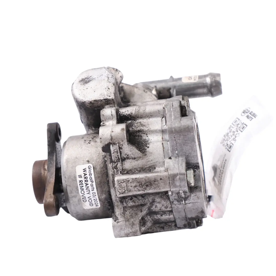 Pompa Wspomagania do Renault Master 2 Opel Movano A 2.5 dCi o numerze 8200193992 Renault Master 2 Opel Movano A 2.5 dCi Pompa Wspomagania - SKU 8200193992 - Numer Części 8200193992