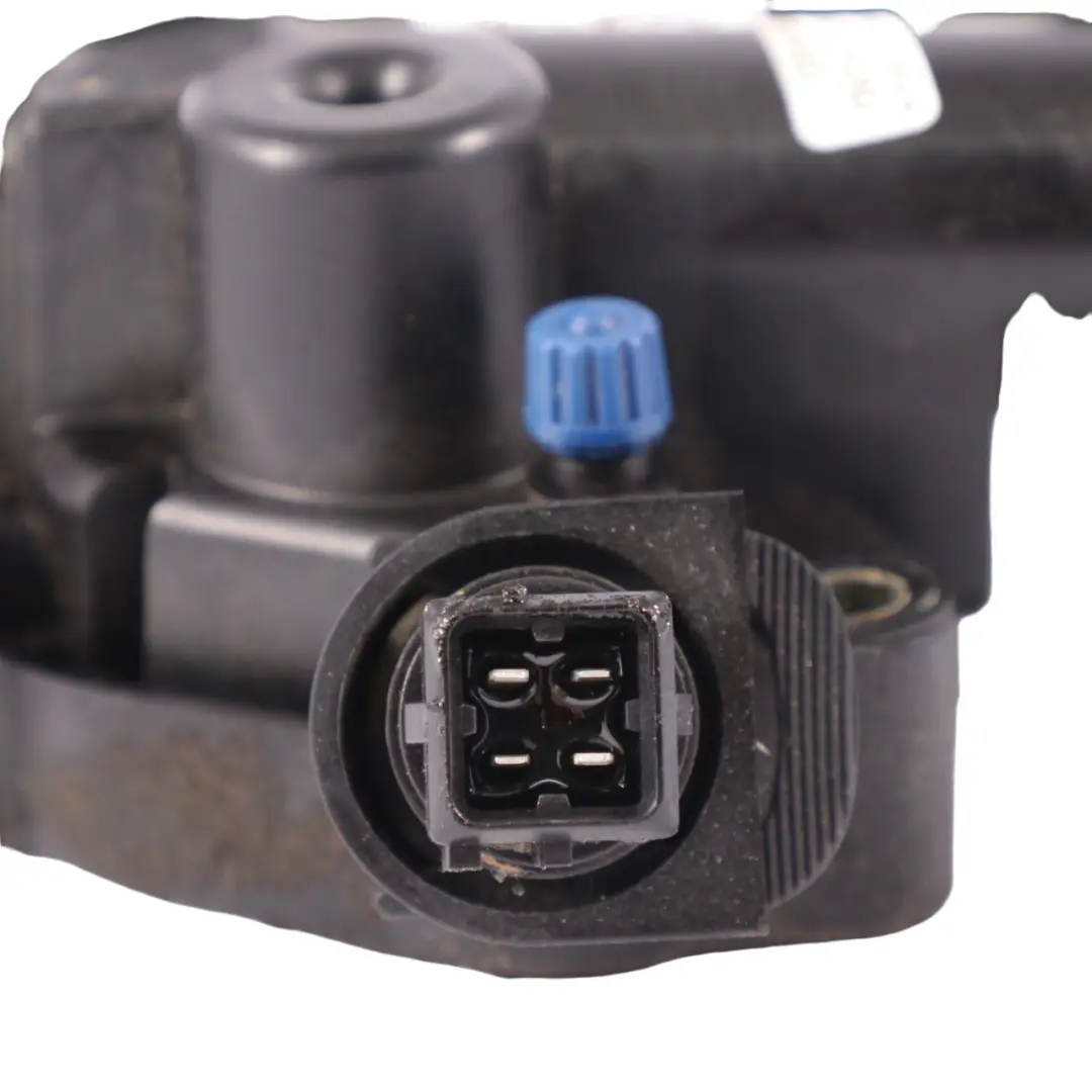 Thermostat Renault Master 2 Opel Movano A 2.5 dCi Thermostat Housing to with Part number 8200262235 Thermostat Renault Master 2 Opel Movano A 2.5 dCi Thermostat Housing - SKU 8200262235 - Part number 8200262235