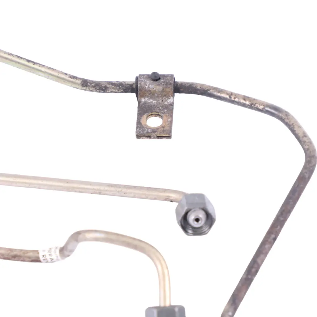 Rail Pipe Set Inectors Line to Renault Master II 2.5 dCi Injection Fuel with Part number 8200324300 Renault Master II 2.5 dCi Injection Fuel Rail Pipe Set Inectors Line - SKU 8200324300 - Part number 8200324300