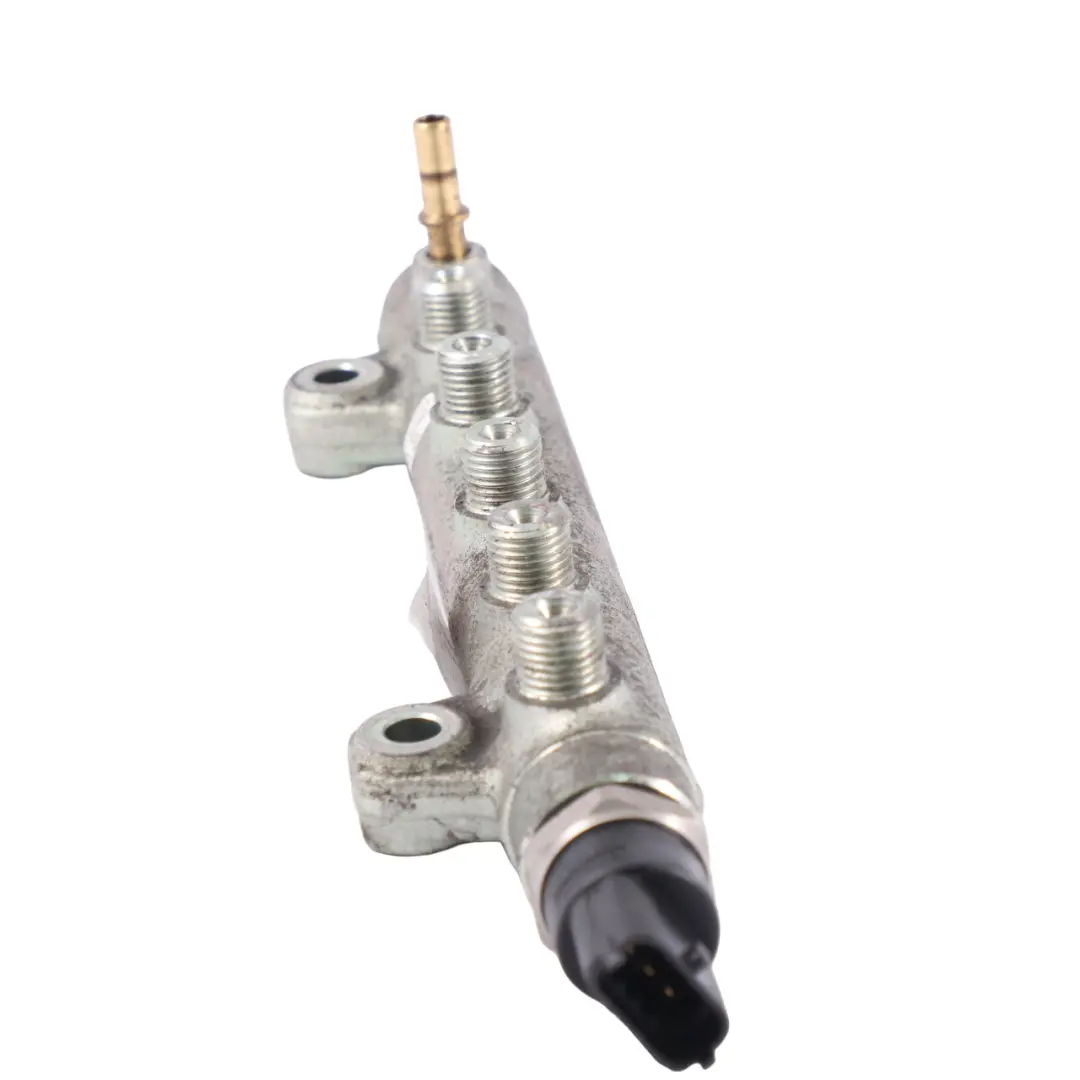 Rail Inyección Renault Master 2 Opel Movano A Diesel 2.5 dCi G9U754 para con número de pieza 8200347593 Rail Inyección Renault Master 2 Opel Movano A Diesel 2.5 dCi G9U754 - SKU 8200347593 - Número de pieza 8200347593