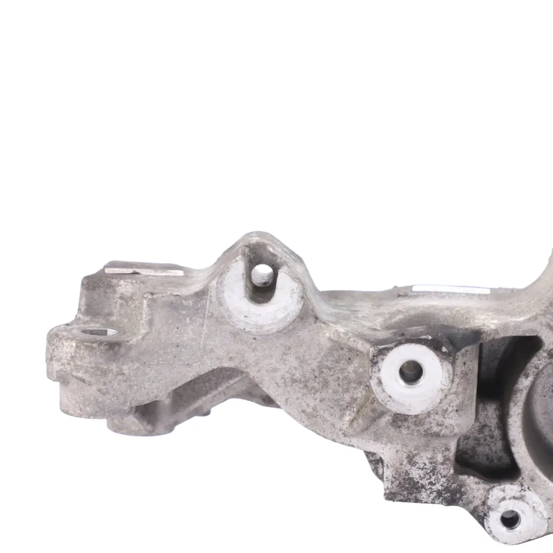 Wspornik Alternatora do Renault Trafic 2 Opel Vivaro A 2.0 Diesel o numerze 8200462166 Renault Trafic 2 Opel Vivaro A 2.0 Diesel Wspornik Alternatora - SKU 8200462166-1 - Numer Części 8200462166