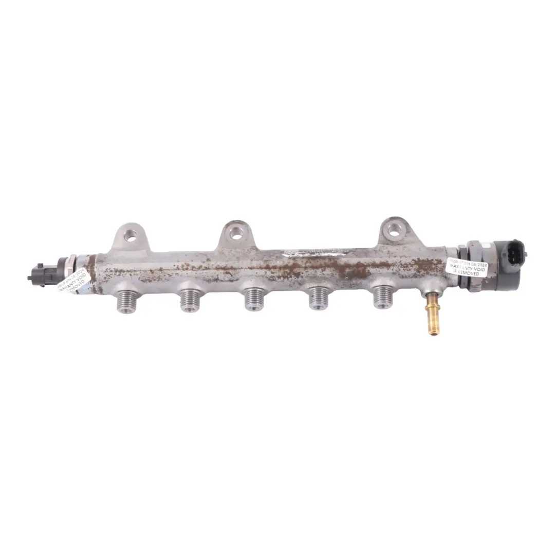 Rail Renault Trafic 2 Opel Vivaro A Diesel 2.0 dCi to Fuel Injection with Part number 8200661279 Fuel Injection Rail Renault Trafic 2 Opel Vivaro A Diesel 2.0 dCi - SKU 8200661279 - Part number 8200661279