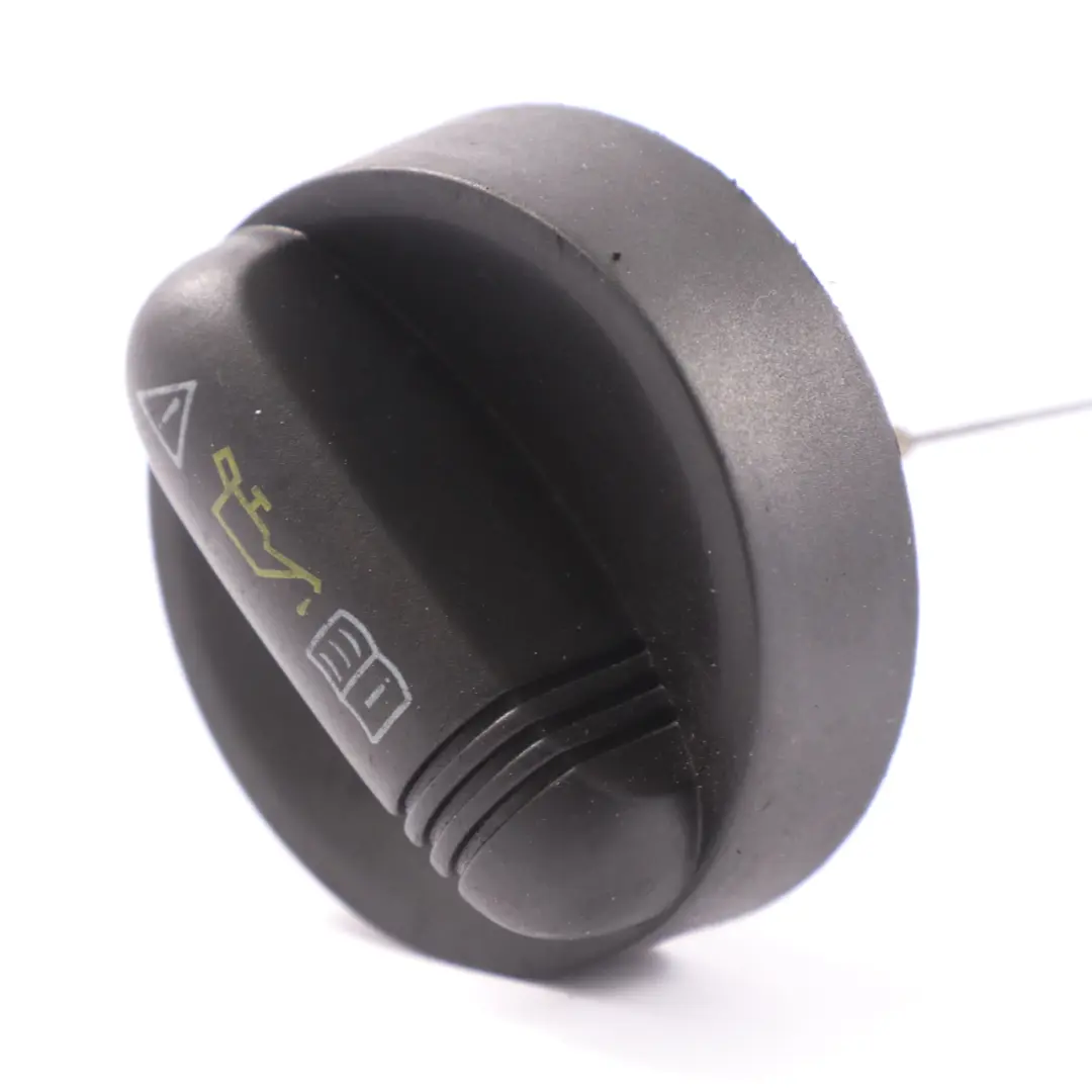 Nissan Qashqai Juke 1.5 dCi Oil Dipstick Engine Oil Level Guide Cap - SKU 8200722806-1 - Part number 8200722806
