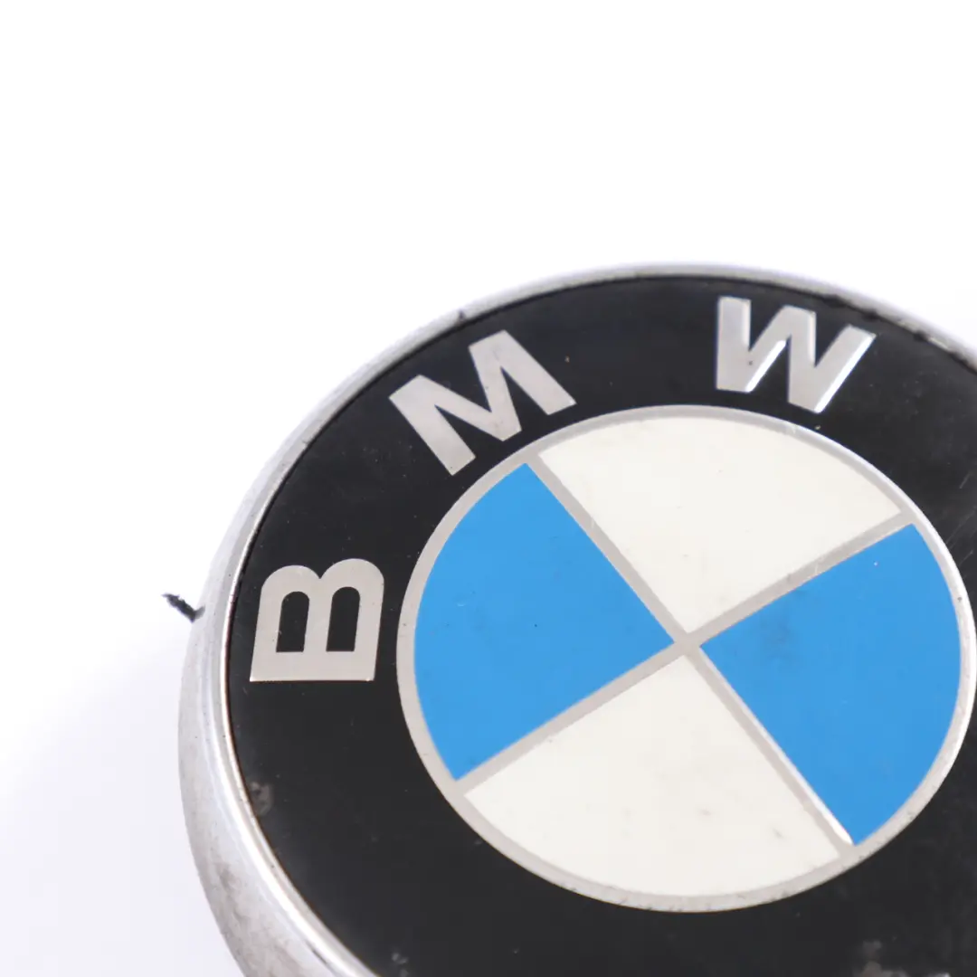 Emblème de coffre arrière Badge Logo Plaque pour BMW E46 Touring à propos du numéro de pièce 8240128 BMW E46 Touring Emblème de coffre arrière Badge Logo Plaque - SKU 8240128-1 - Numéro de pièce 8240128
