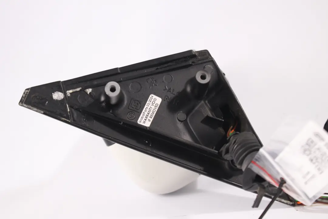 Mirror Wing Door Heated Right O/S Glass Black Sapphire - 475 to BMW E38 with Part number 8266434 BMW E38 Mirror Wing Door Heated Right O/S Glass Black Sapphire - 475 - SKU 8266434-AW - Part number 8266434