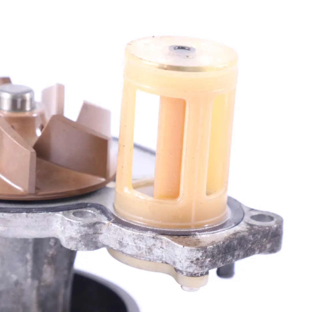 Water Pump Bracket Coolant Pump Mount Holder to BMW G20 G21 G30 G31 G32 with Part number 8474928 BMW G20 G21 G30 G31 G32 Water Pump Bracket Coolant Pump Mount Holder - SKU 8474928 - Part number 8474928