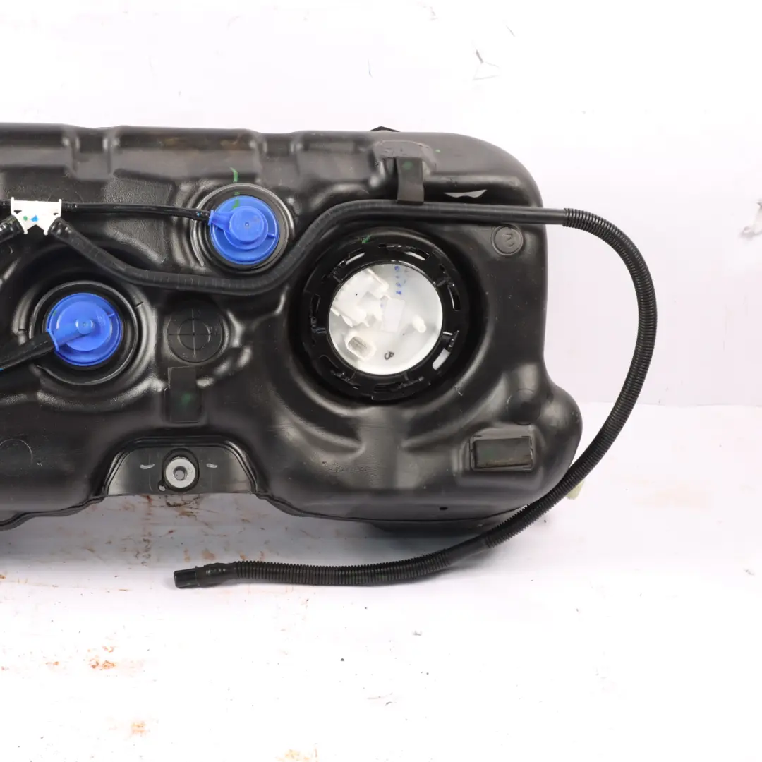 Plastic Complete Fuel Reservoir Petrol to Fuel Tank BMW X3 M F97 X4 M F98 with Part number 8481588 Fuel Tank BMW X3 M F97 X4 M F98 Plastic Complete Fuel Reservoir Petrol - SKU 8481588 - Part number 8481588