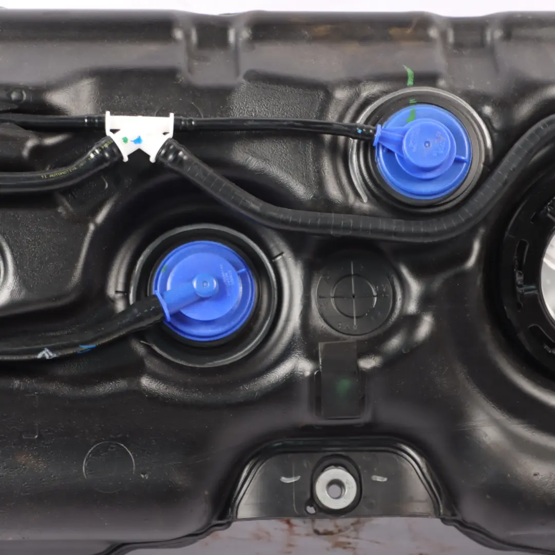 Plastic Complete Fuel Reservoir Petrol to Fuel Tank BMW X3 M F97 X4 M F98 with Part number 8481588 Fuel Tank BMW X3 M F97 X4 M F98 Plastic Complete Fuel Reservoir Petrol - SKU 8481588 - Part number 8481588