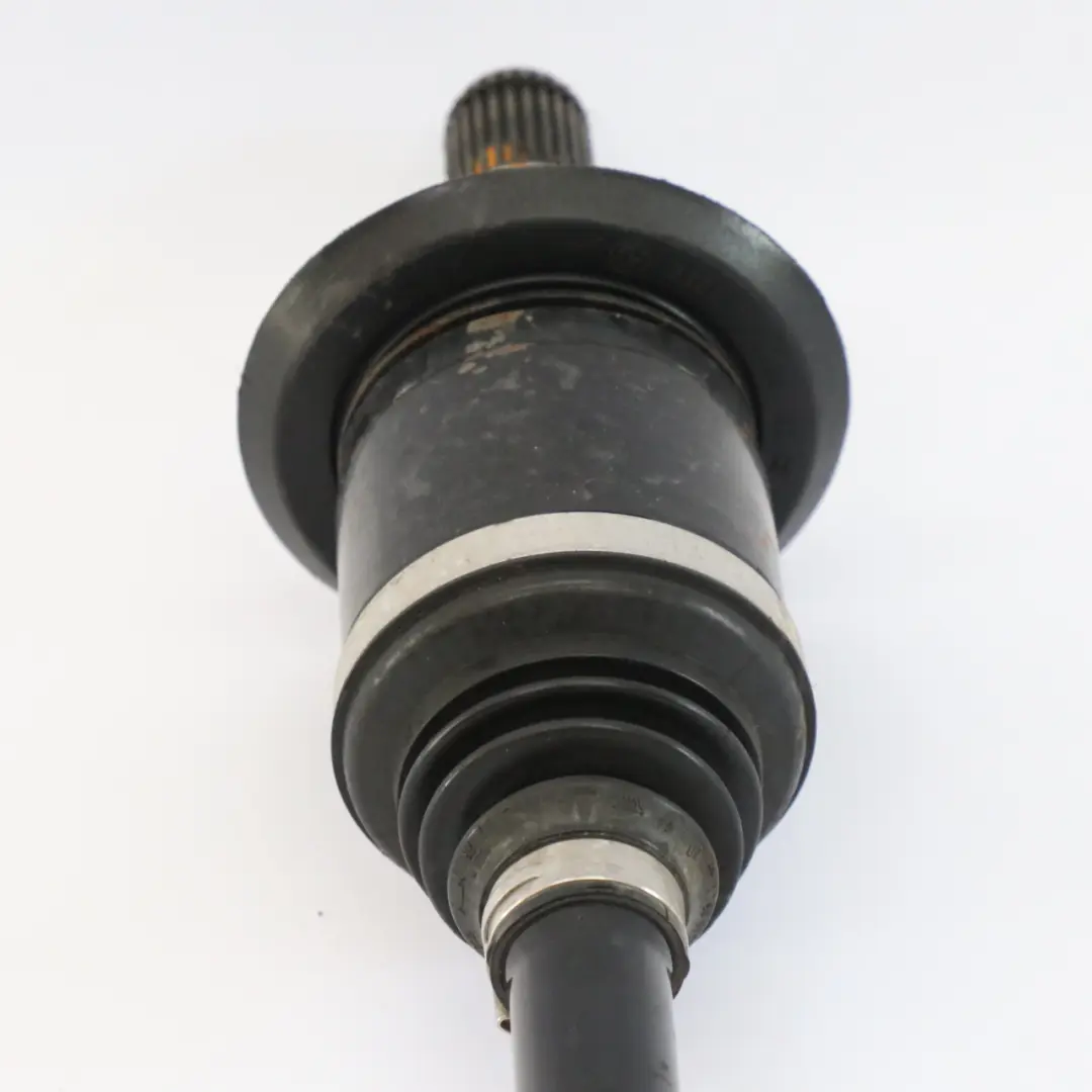 Półoś Prawa Tylna Prawy Tył do BMW G20 G21 o numerze 8482604 BMW G20 G21 Półoś Prawa Tylna Prawy Tył - SKU 8482604 - Numer Części 8482604