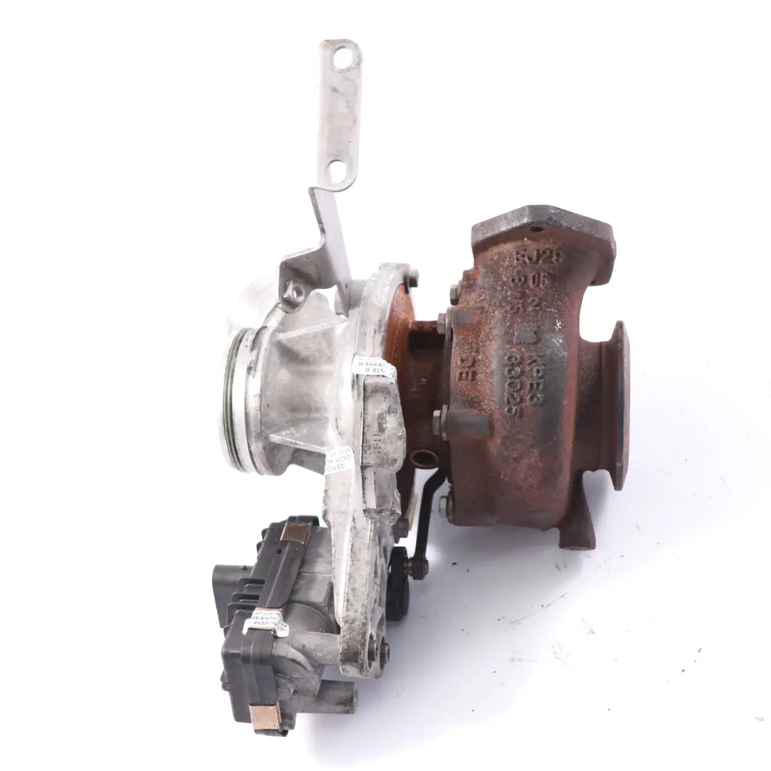 N47 Turbocompressore Borg Warner per Mini Cooper R56 R60 Diesel con numero di parte 8573105 Mini Cooper R56 R60 Diesel N47 Turbocompressore Borg Warner - SKU 8573105 - Numero di parte 8573105