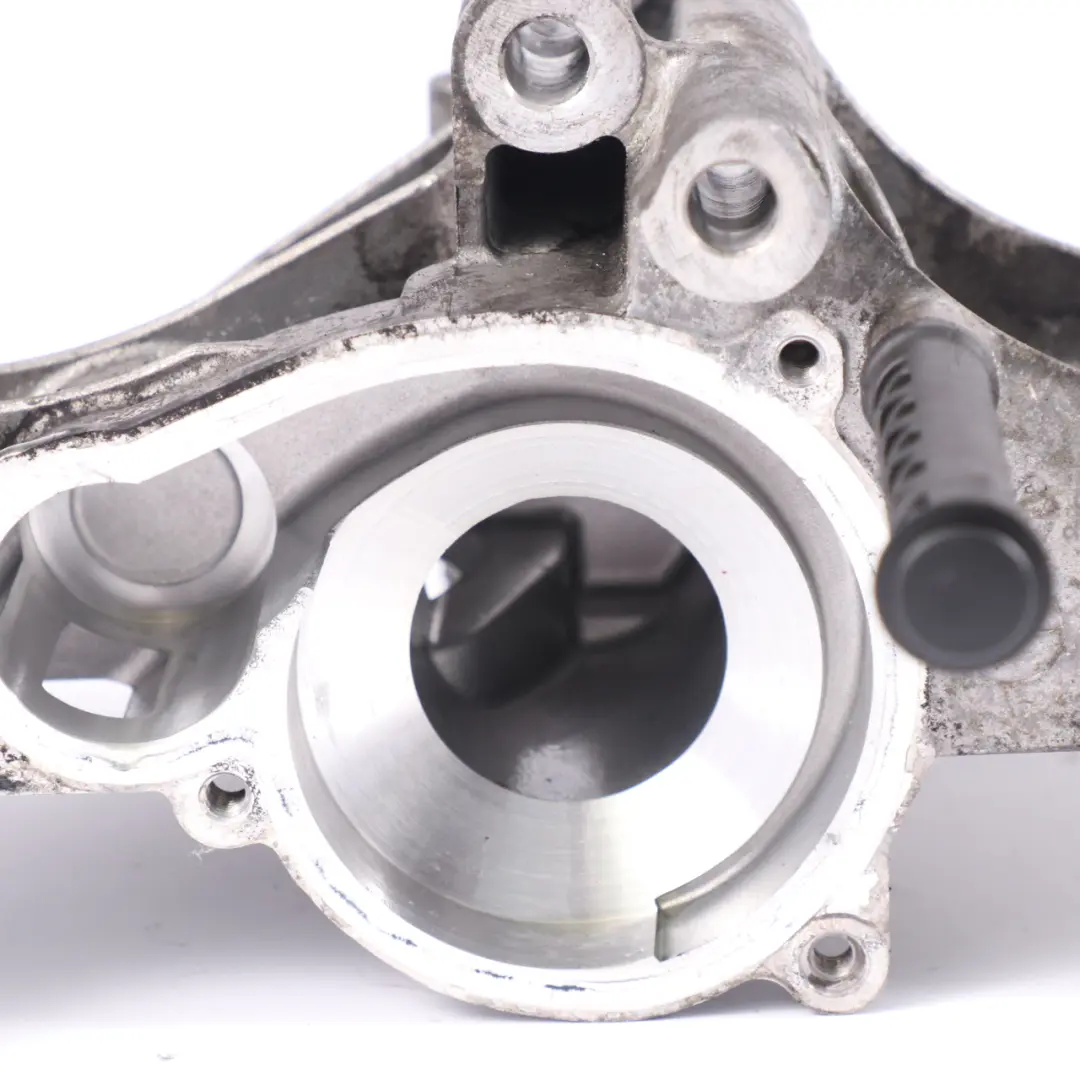 B47 Pompa Wody Obudowa Termostatu do BMW G20 G21 G30 G31 Diesel o numerze 8591718 BMW G20 G21 G30 G31 Diesel B47 Pompa Wody Obudowa Termostatu - SKU 8591718-1 - Numer Części 8591718