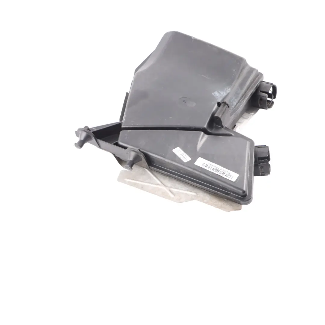 Filter Cap Intake Silencer Filter Box Cover to BMW G05 G07 G12 G30 Air with Part number 8607950 BMW G05 G07 G12 G30 Air Filter Cap Intake Silencer Filter Box Cover - SKU 8607950 - Part number 8607950