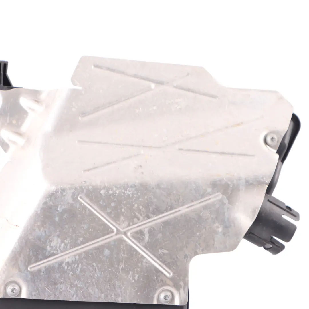 Filter Cap Intake Silencer Filter Box Cover to BMW G05 G07 G12 G30 Air with Part number 8607950 BMW G05 G07 G12 G30 Air Filter Cap Intake Silencer Filter Box Cover - SKU 8607950 - Part number 8607950