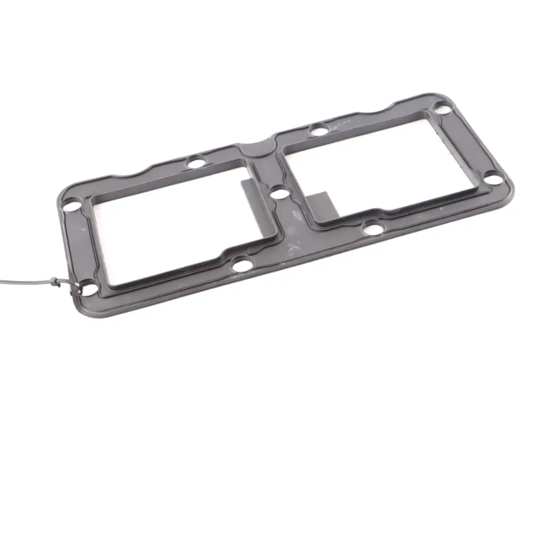 Seal Service Cap High Voltage Battery Unit to BMW X5 F15 with Part number 8614091 BMW X5 F15 Seal Service Cap High Voltage Battery Unit - SKU 8614091 - Part number 8614091